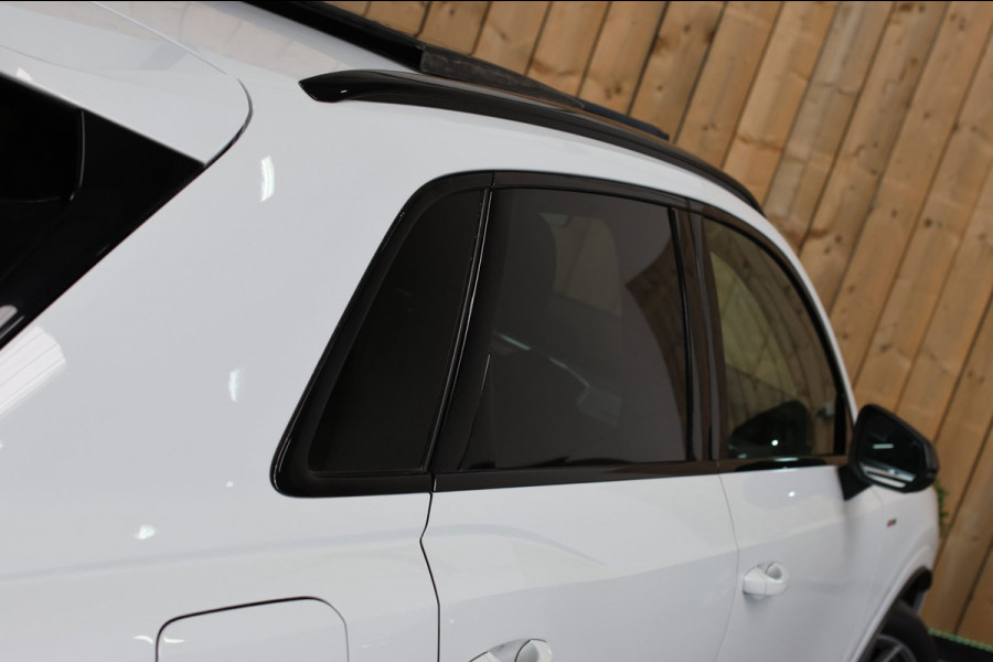 Audi Q3 40 TFSI Quattro S-Line *Pano*360 Camera*Keyless*Trekhaak*