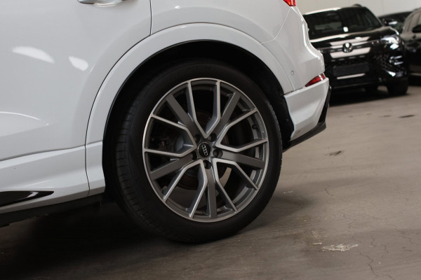Audi Q3 40 TFSI Quattro S-Line *Pano*360 Camera*Keyless*Trekhaak*
