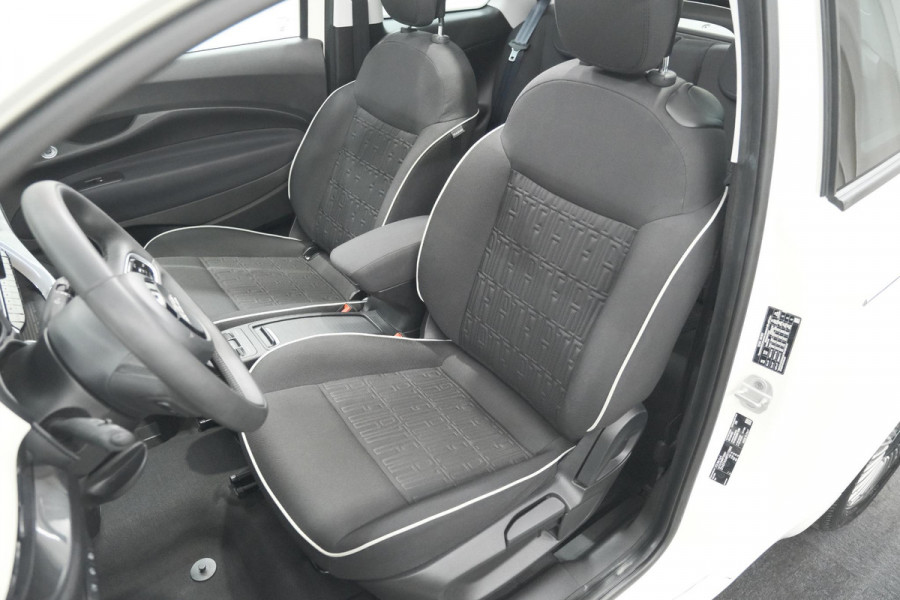 Fiat 500C Icon 42 kWh | 97,3% SOH | Convenience Pack | Camera | Dodehoekdetectie | Stoelverwarming
