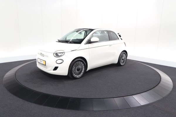 Fiat 500C Icon 42 kWh | 97,3% SOH | Convenience Pack | Camera | Dodehoekdetectie | Stoelverwarming