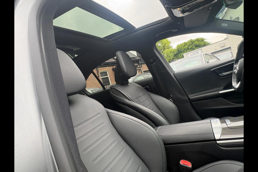 Mercedes-Benz C-Klasse 180 AMG/PANO/MAGNO MAT/NL-AUTO/BTW/27800KM!