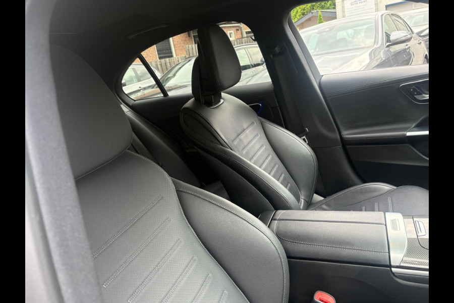 Mercedes-Benz C-Klasse 180 AMG/PANO/MAGNO MAT/NL-AUTO/BTW/27800KM!