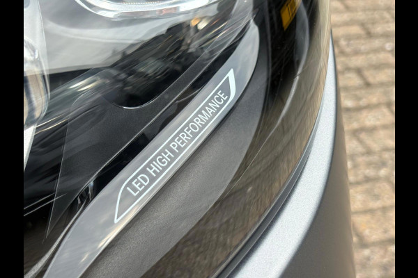 Mercedes-Benz C-Klasse 180 AMG/PANO/MAGNO MAT/NL-AUTO/BTW/27800KM!