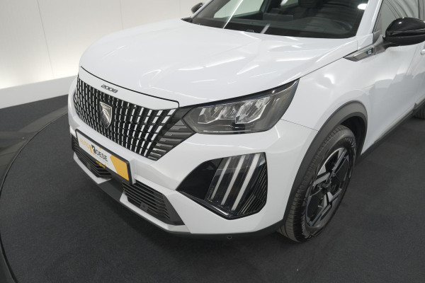Peugeot e-2008 EV Allure Avantage 54 kWh | 97,3% SOH | 11 KW Lader | Apple Carplay | Parkeersensoren