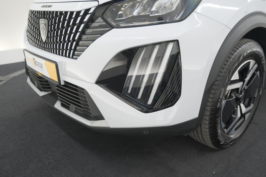Peugeot e-2008 EV Allure Avantage 54 kWh | 97,3% SOH | 11 KW Lader | Apple Carplay | Parkeersensoren