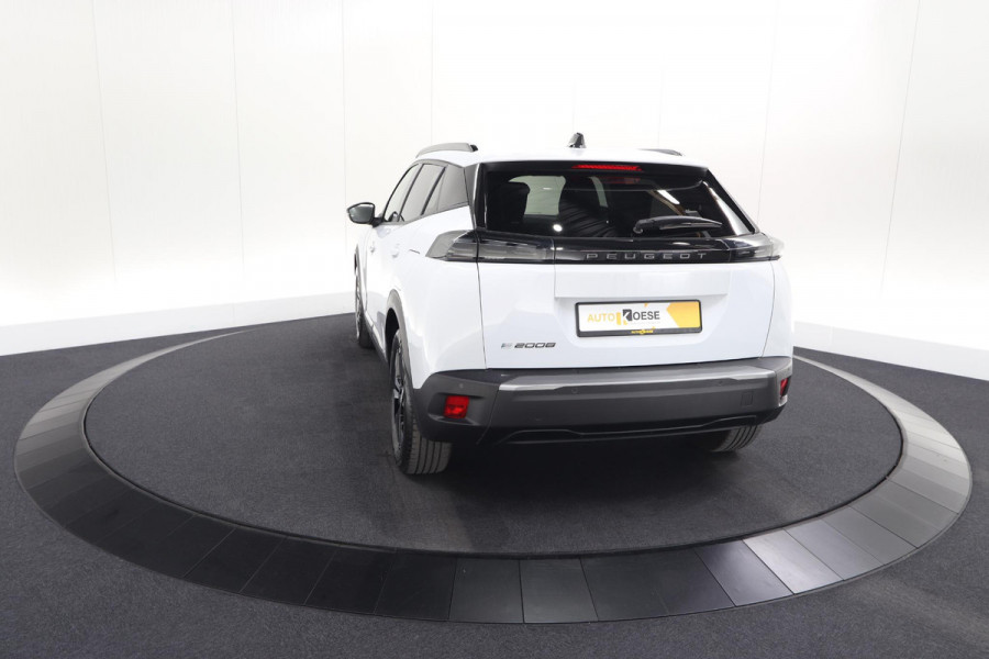 Peugeot e-2008 EV Allure Avantage 54 kWh | 97,3% SOH | 11 KW Lader | Apple Carplay | Parkeersensoren