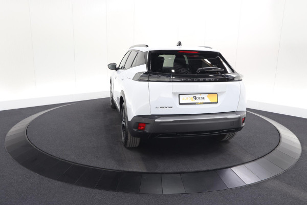 Peugeot e-2008 EV Allure Avantage 54 kWh | 97,3% SOH | 11 KW Lader | Apple Carplay | Parkeersensoren