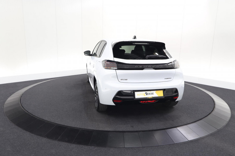 Peugeot 208 1.2 Hybrid 110 e-DCS6 Allure | Climate Control | Apple Carplay | Parkeersensoren
