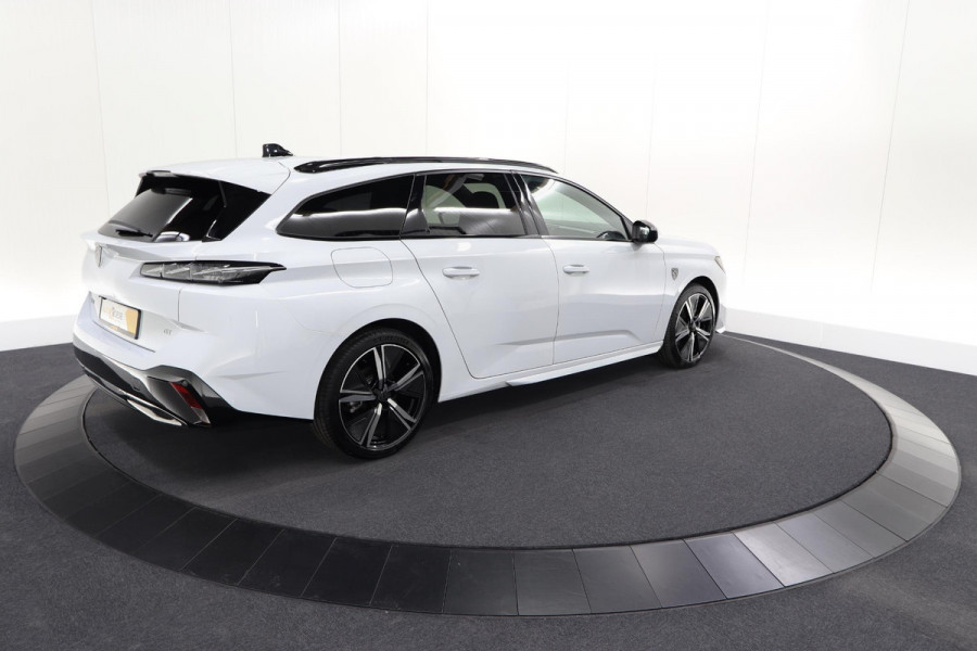 Peugeot 308 SW 1.2 Hybrid 145 e-DCS6 GT | Adaptieve Cruise Control | Camera | Navigatie | Keyless