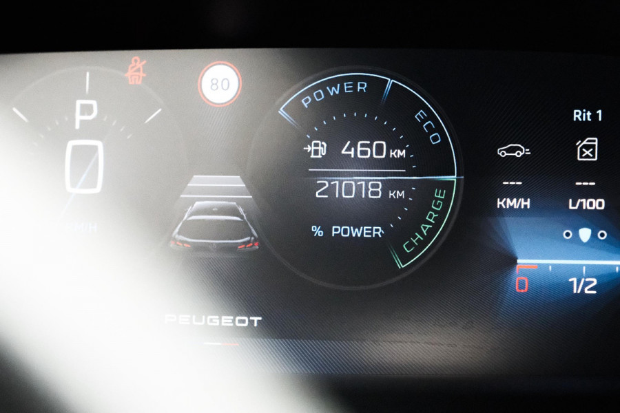 Peugeot 308 SW 1.2 Hybrid 145 e-DCS6 GT | Adaptieve Cruise Control | Camera | Navigatie | Keyless