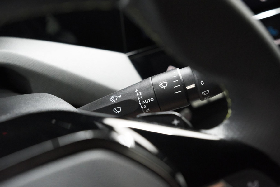 Peugeot 308 SW 1.2 Hybrid 145 e-DCS6 GT | Adaptieve Cruise Control | Camera | Navigatie | Keyless
