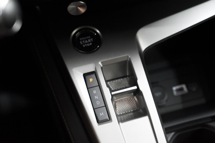 Peugeot 308 SW 1.2 Hybrid 145 e-DCS6 GT | Adaptieve Cruise Control | Camera | Navigatie | Keyless