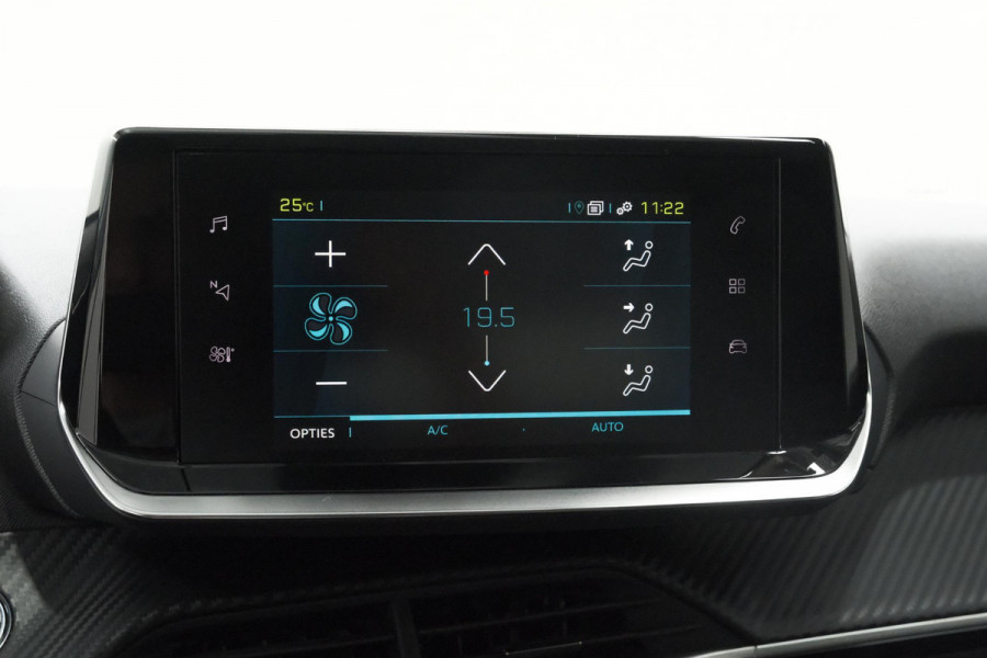 Peugeot e-208 EV Allure 50 kWh | 98,9% SOH | Camera | Navigatie | Parkeersensoren | Stoelverwarming