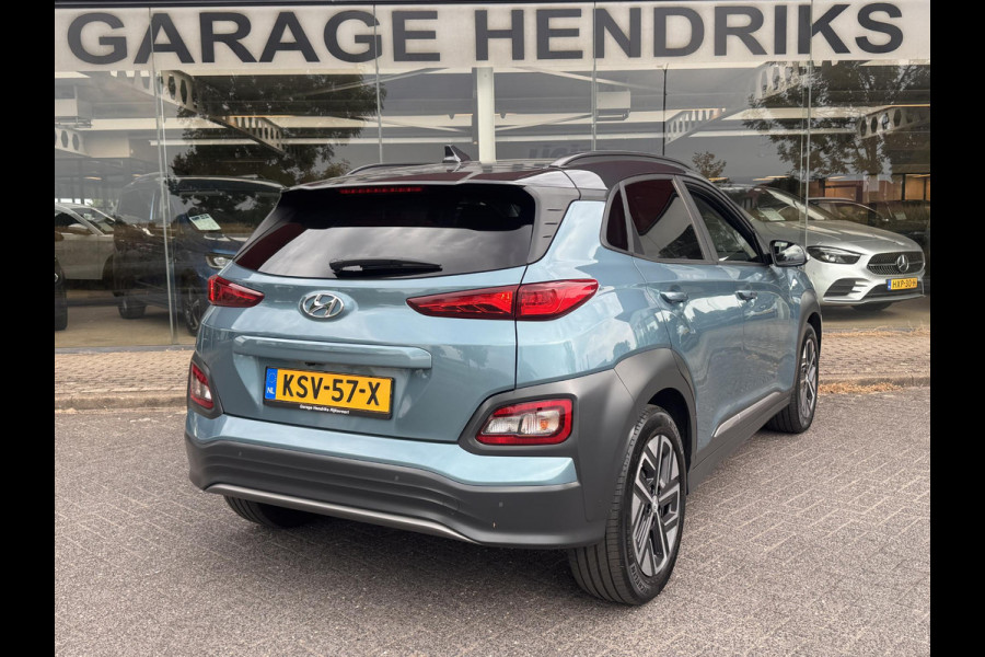 Hyundai Kona EV Premium 64 kWh | SOH: 95,4% | Full Options | 3 Fase | Warmtepomp | Two Tone | Afn. Trekhaak | Blindspot | | Leder |