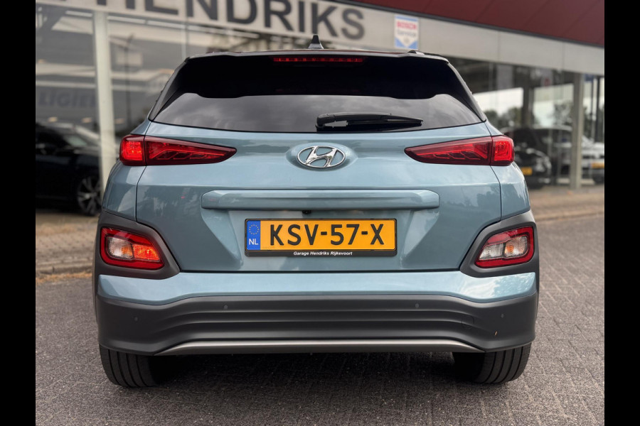 Hyundai Kona EV Premium 64 kWh | SOH: 95,4% | Full Options | 3 Fase | Warmtepomp | Two Tone | Afn. Trekhaak | Blindspot | | Leder |
