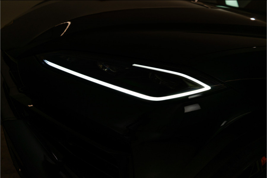 Lamborghini Urus 4.0 V8 Hybrid SE 800PK | Ad Personam | Nero Helene | Nero Ade/Arancio Leoni | Bang&Olufsen 3D | Ceramic | Service Package 5YR |