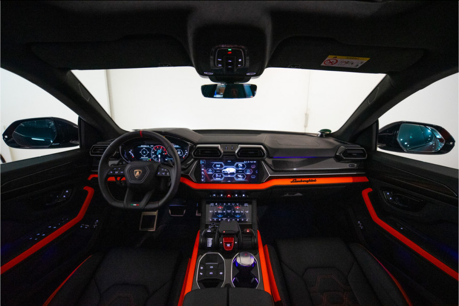 Lamborghini Urus 4.0 V8 Hybrid SE 800PK | Ad Personam | Nero Helene | Nero Ade/Arancio Leoni | Bang&Olufsen 3D | Ceramic | Service Package 5YR |