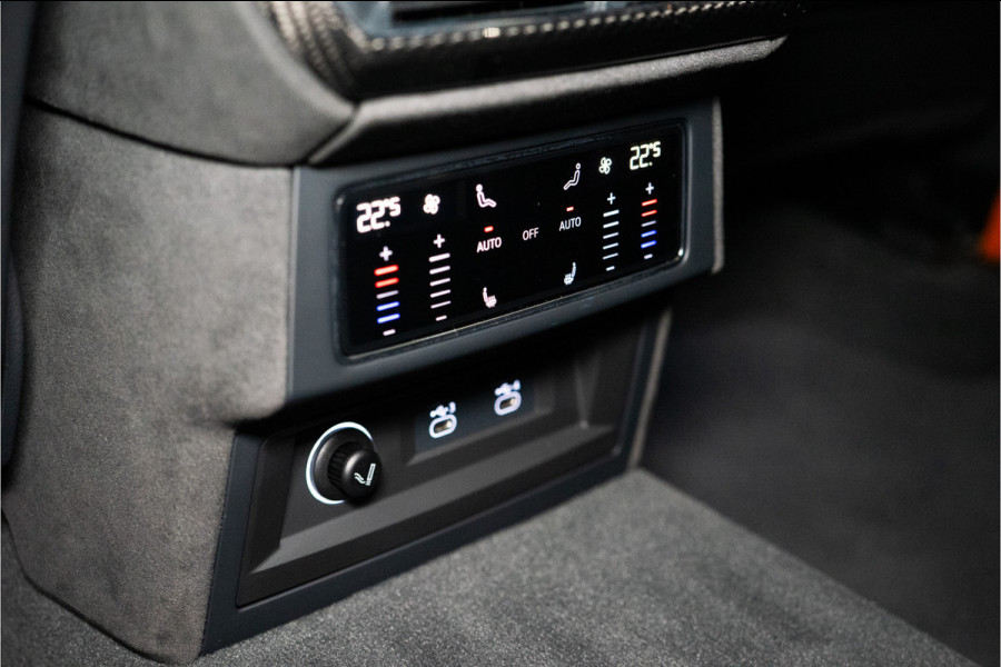 Lamborghini Urus 4.0 V8 Hybrid SE 800PK | Ad Personam | Nero Helene | Nero Ade/Arancio Leoni | Bang&Olufsen 3D | Ceramic | Service Package 5YR |