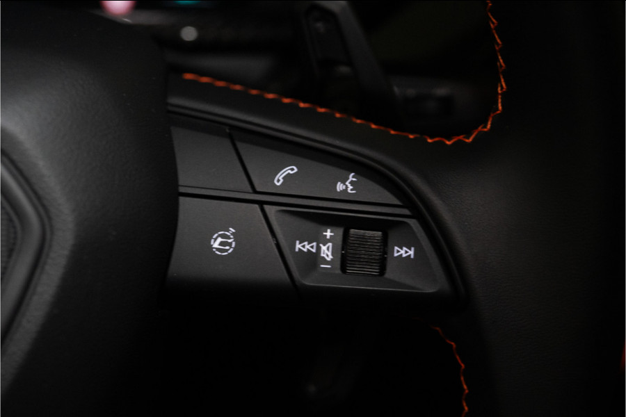 Lamborghini Urus 4.0 V8 Hybrid SE 800PK | Ad Personam | Nero Helene | Nero Ade/Arancio Leoni | Bang&Olufsen 3D | Ceramic | Service Package 5YR |