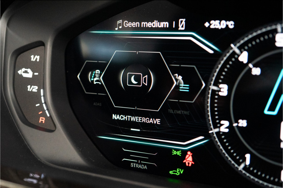 Lamborghini Urus 4.0 V8 Hybrid SE 800PK | Ad Personam | Nero Helene | Nero Ade/Arancio Leoni | Bang&Olufsen 3D | Ceramic | Service Package 5YR |