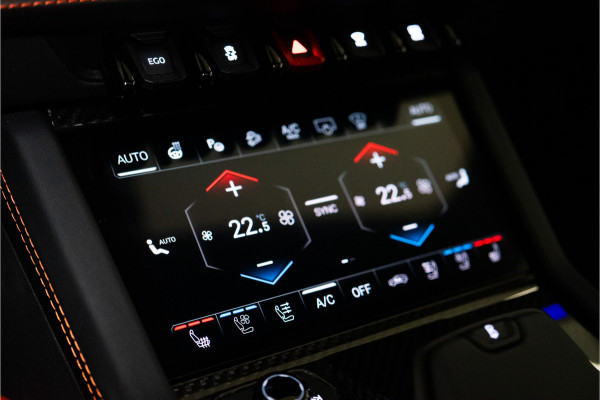 Lamborghini Urus 4.0 V8 Hybrid SE 800PK | Ad Personam | Nero Helene | Nero Ade/Arancio Leoni | Bang&Olufsen 3D | Ceramic | Service Package 5YR |