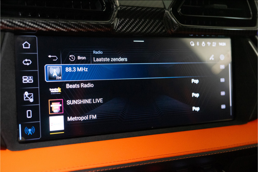 Lamborghini Urus 4.0 V8 Hybrid SE 800PK | Ad Personam | Nero Helene | Nero Ade/Arancio Leoni | Bang&Olufsen 3D | Ceramic | Service Package 5YR |