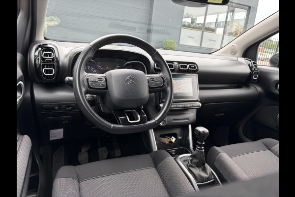 Citroën C3 Aircross 1.2 PureTech S&S Shine ✓1e Eigenaar✓D-riem vv 07-2025✓360° Camera✓Navi✓Carplay✓Net beurt gehad✓Keyless✓17'' Lmv✓Rijstrooksensor✓110pk✓Pdc V+A✓6 Bak✓N.A.P✓Apk tot 07-2027
