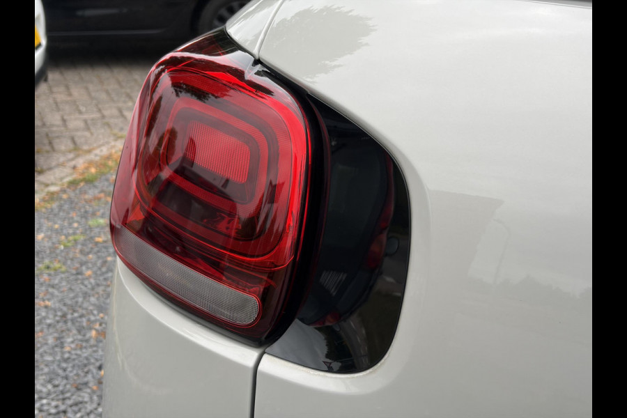 Citroën C3 Aircross 1.2 PureTech S&S Shine ✓1e Eigenaar✓D-riem vv 07-2025✓360° Camera✓Navi✓Carplay✓Net beurt gehad✓Keyless✓17'' Lmv✓Rijstrooksensor✓110pk✓Pdc V+A✓6 Bak✓N.A.P✓Apk tot 07-2027