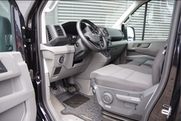 Volkswagen Crafter 35 2.0 TDI L3H3(L2H2) 3-ZITS, 177PK AUT. LED, TREKHAAK, STOELVERWARMING, ADAPT. CRUISE, CAMERA, NAVI, AIRCO, PARKEERSENSOREN, NL