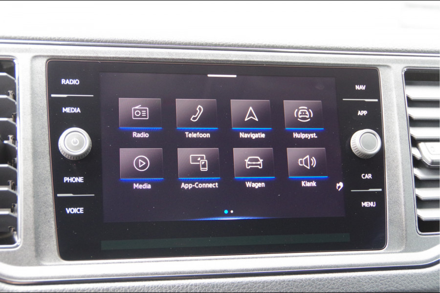 Volkswagen Crafter 35 2.0 TDI L3H3(L2H2) 3-ZITS, 177PK AUT. LED, TREKHAAK, STOELVERWARMING, ADAPT. CRUISE, CAMERA, NAVI, AIRCO, PARKEERSENSOREN, NL