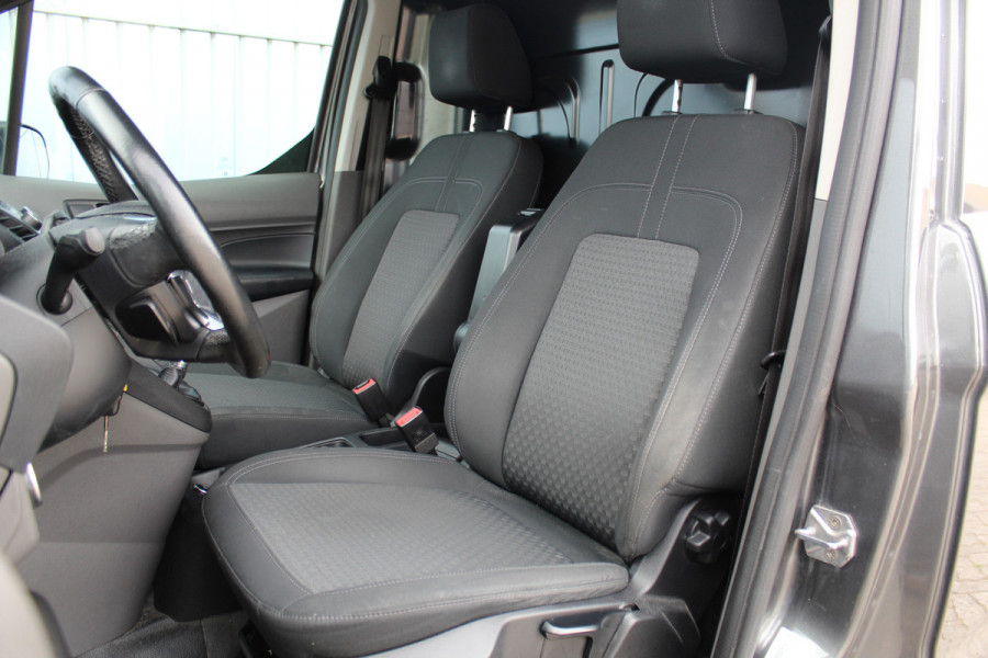 Ford Transit Connect 1.5-100pk TDCi EcoBlue L2 Trend. Bijzonder nette, luxe en goed onderhouden Ford Connect. Airco, Cruise Controle, Trekhaak, Camera, Metallic lak, Pdc, Lmv, Laadruimte betimmerd etc.