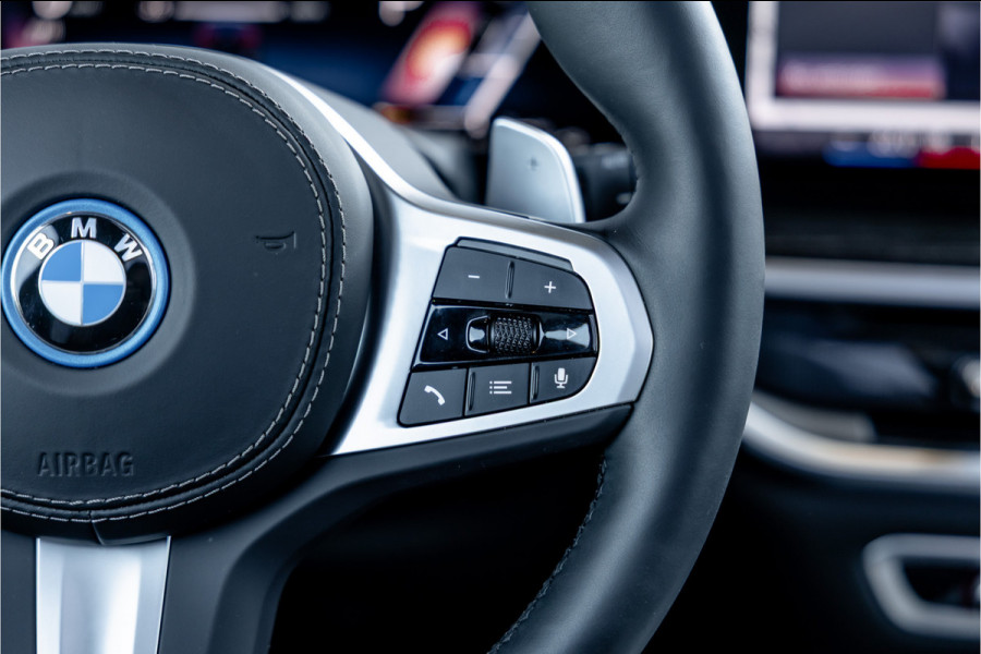 BMW X5 xDrive50e - M Sport | Panorama | H&K | Elek. Trekhaak | Memory | Luchtvering