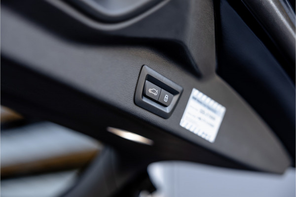BMW X5 xDrive50e - M Sport | Panorama | H&K | Elek. Trekhaak | Memory | Luchtvering