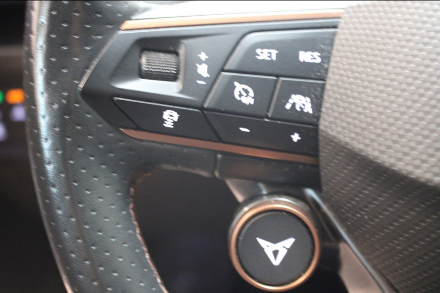 CUPRA Leon 1.4 e-Hybrid VZ Patrol Blue Matt/Pano/Camera/Elec. Leer memory Full Option Prijs is Rijklaar