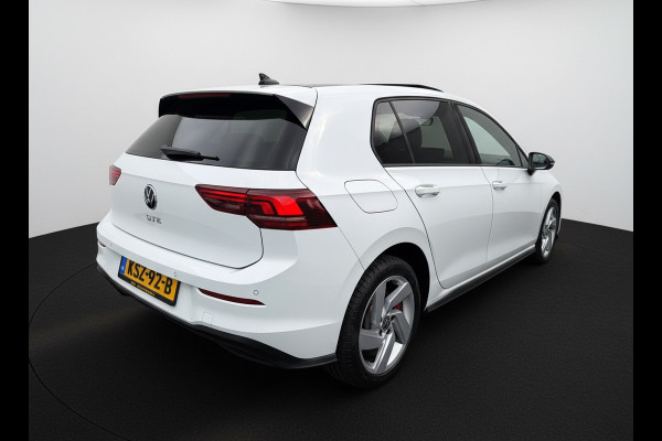 Volkswagen Golf GTE 1.5 272PK DSG HYBRID GTE-SPORT 360°CAMERA/NAVI/HEAD-UP!