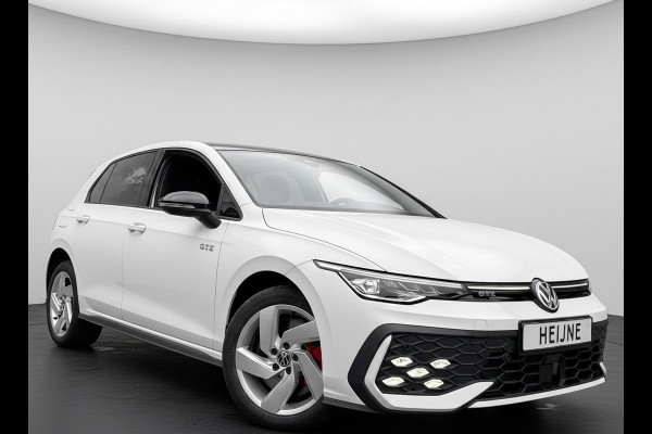 Volkswagen Golf GTE 1.5 272PK DSG HYBRID GTE-SPORT 360°CAMERA/NAVI/HEAD-UP!
