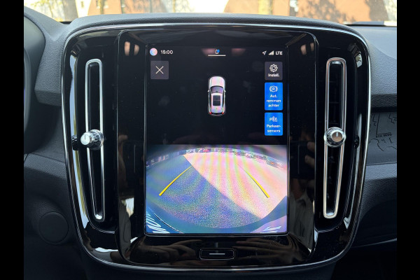Volvo XC40 Core Recharge Pure Electric 2WD SOH 97% | WARMTEPOMP| STOEL + STUURWIELVERWARMING | VOLVO DEALER ONDERHOUDEN | RIJKLAAR GELEVERD MET 12 MND BOVAG GARANTIE |