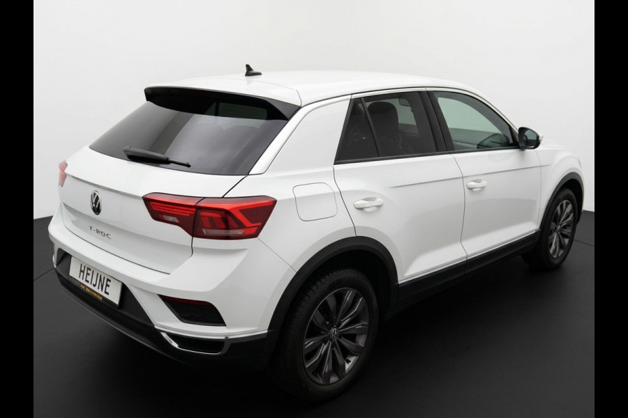 Volkswagen T-Roc 1.5 TSI 150PK DSG SPORT VIRTUAL/CAMERA/STUURW. VERW.
