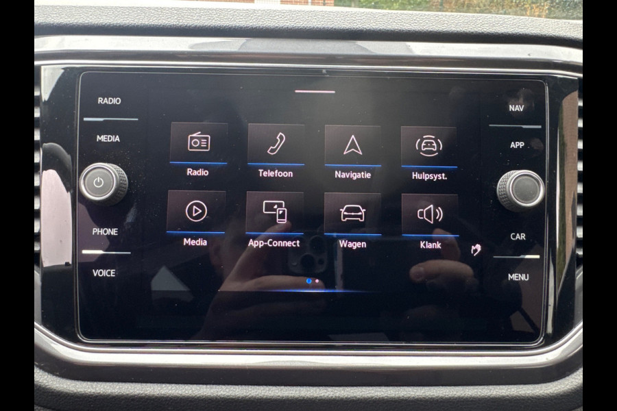 Volkswagen T-Roc 1.5 TSI 150PK DSG SPORT VIRTUAL/CAMERA/STUURW. VERW.