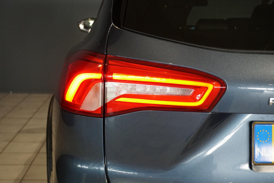 Ford FOCUS Wagon 1.5 EcoBoost Active X Business 150PK AUT. + PANORAMA / B&O / WINTER-PACK