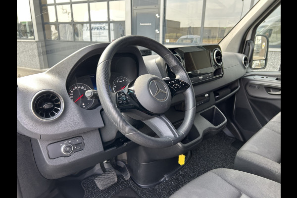 Mercedes-Benz Sprinter 317 CDI L3 H2 Pro LED / MBUX / Navigatie / Camera / Cruise control / Airco / 270 Graden achterdeuren