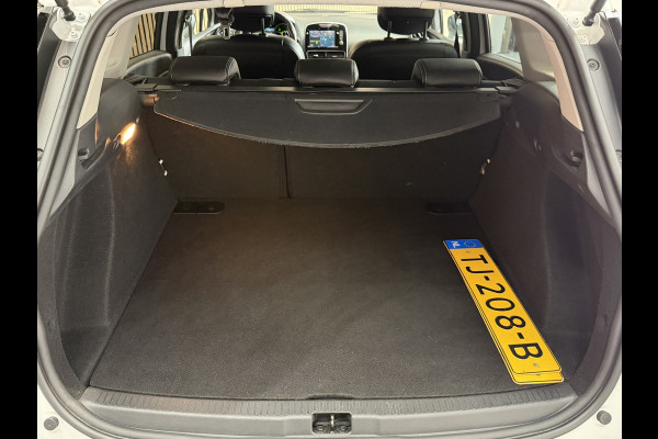 Renault Clio Estate 0.9 TCe Bose | Navi | 17" | Cruise control | Stoelverwarming | Camera | Perfect onderhouden!