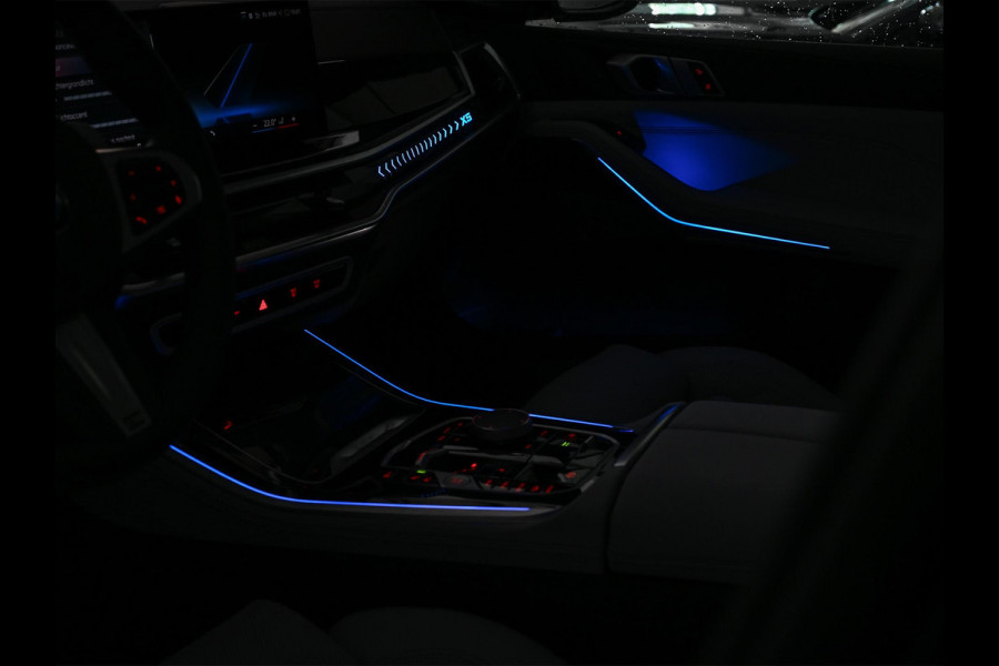 BMW X5 xDrive50e M-Sport Pro | Panoramadak | Harman/Kardon | 360 Camera | Active Cruise | HUD | Ambiance Verlichting | Stoelverwarming V+A | Memory Seats | Stuurverwarming | Trekhaak |