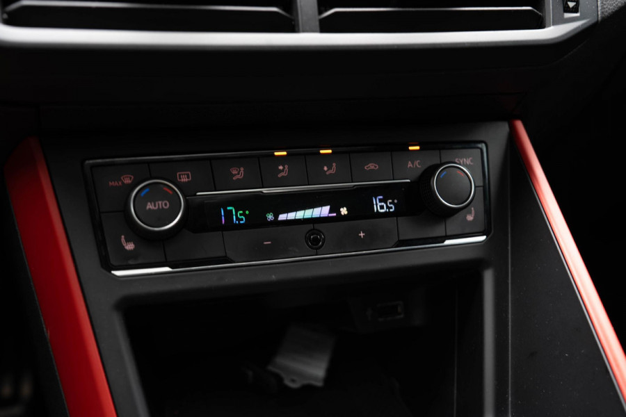Volkswagen Polo 2.0 TSI GTI | Virtual | Camera | Panorama | Led