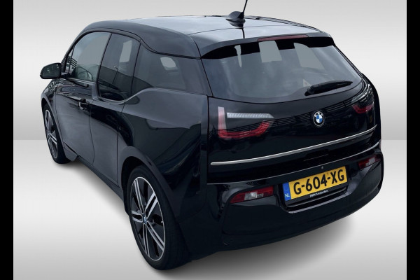 BMW i3 Executive Edition 120Ah 42 kWh / Panoramadak / Camera / Leder / Navigatie / 20'' / Warmtepomp / DAB / Stoelverwarming / Cruise Control