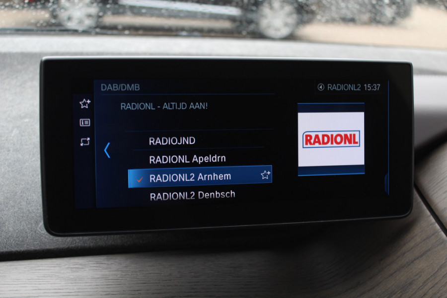 BMW i3 Executive Edition 120Ah 42 kWh / Panoramadak / Camera / Leder / Navigatie / 20'' / Warmtepomp / DAB / Stoelverwarming / Cruise Control
