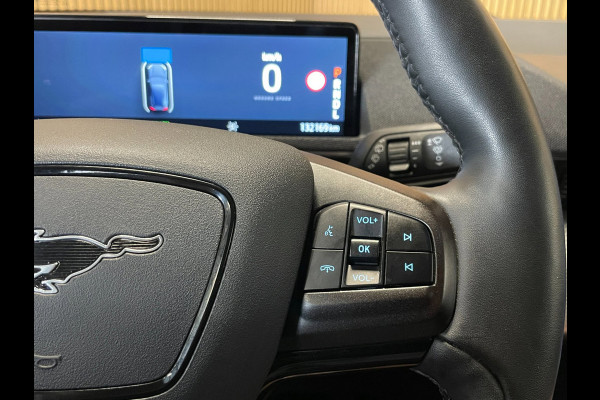 Ford Mustang Mach-E RWD 75 kWh|96% SOH|440 KM WLTP|VOLLEDER|STOEL+STUURVERWARMING|ACC|APPLE CARPLAY|CAMERA|NAP|NL-AUTO|INCL.BTW|