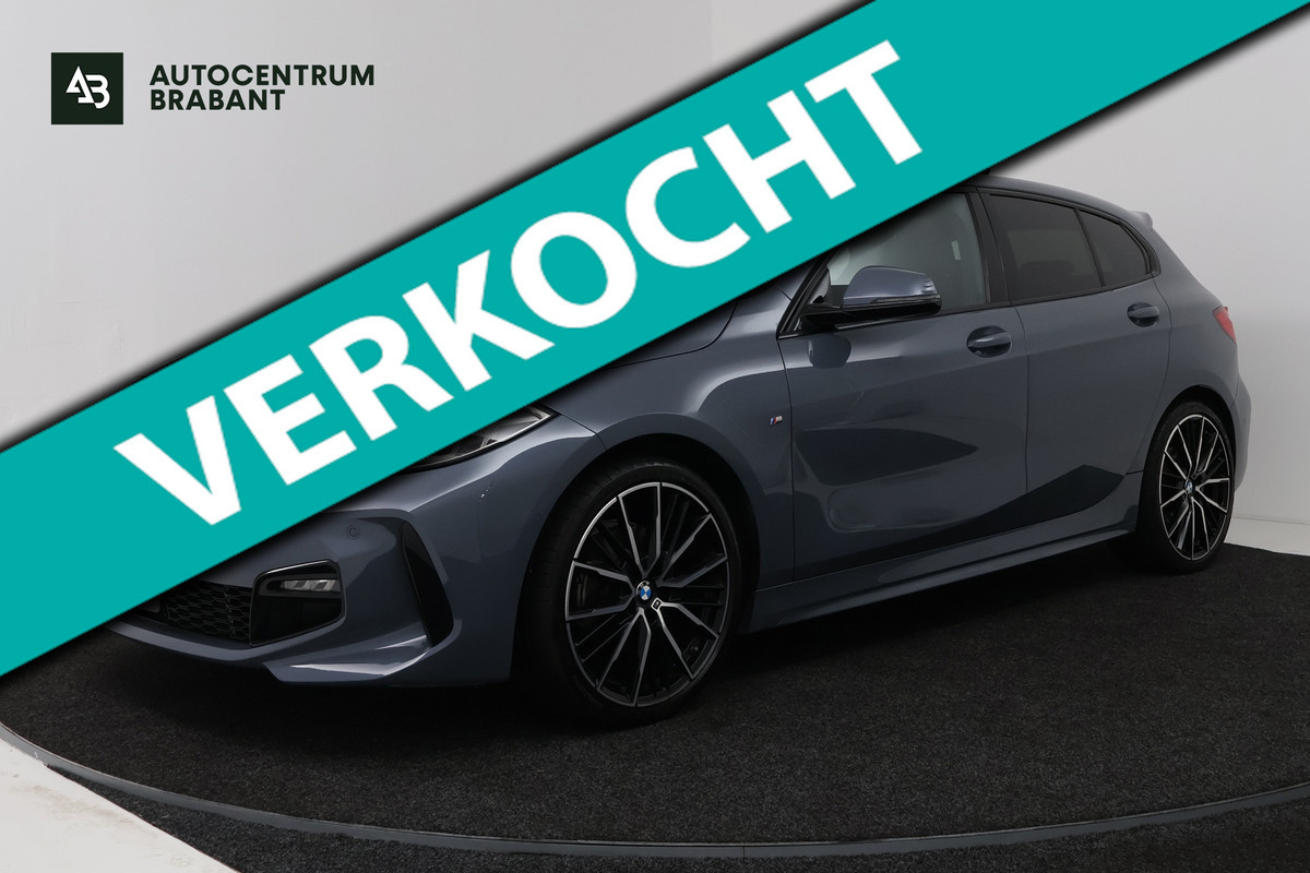 BMW 1-serie 118i Introduction Edition M Sport (PANO, M-PAKKET, CAMERA, STUURVERWARMING, SFEERVERLICHTING, DEALER ONDERHOUDEN)