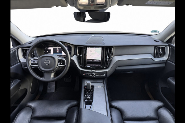 Volvo XC60 2.0 T6 R-Design | Long Range | Pano | Trekhaak | Harman Kardon | Memory | 360 camera | Pilot Assist | Stoelverw. achter
