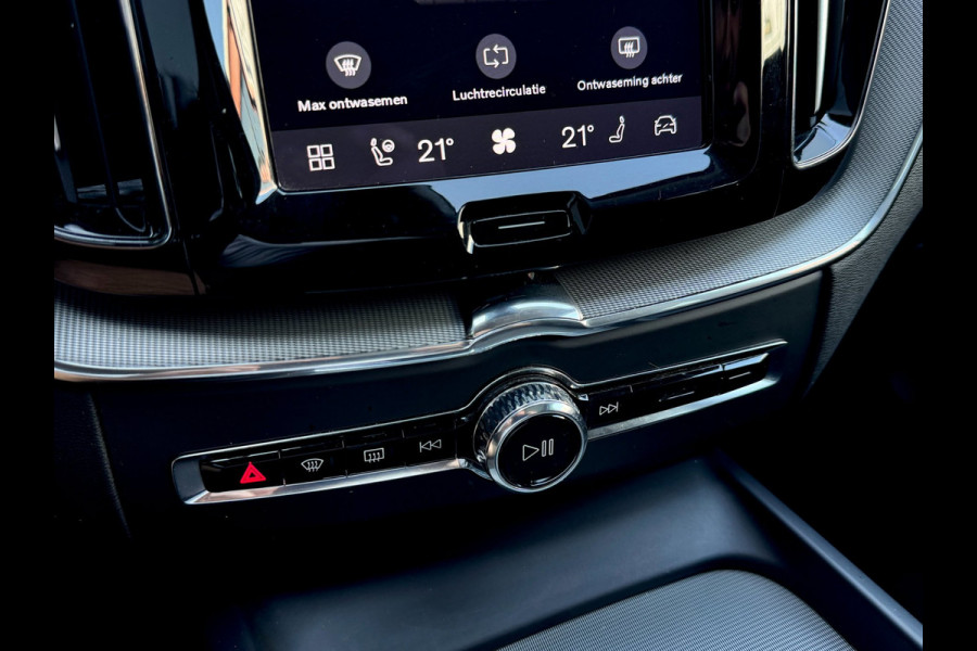 Volvo XC60 2.0 T6 R-Design | Long Range | Pano | Trekhaak | Harman Kardon | Memory | 360 camera | Pilot Assist | Stoelverw. achter